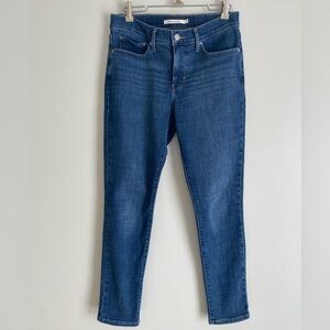 Levi’s 311 Shaping Skinny Jeans